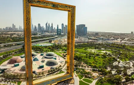 Dubai City Tour: Frame Tickets, Creek, Souks, Blue Mosque & Abra
