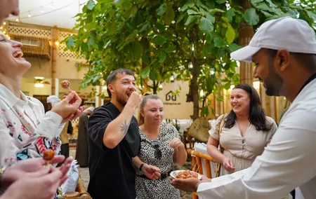 Dubai Old Town Walking Tour with Souks & Abra Ride