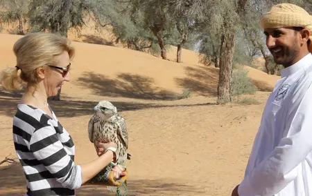 Small-Group Tour: Falcon 2—Dubai Falconry Safari