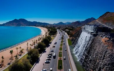 East Coast Tour from Dubai: Private Khor Fakkan and Fujairah Tour