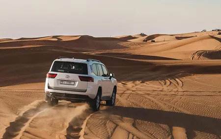 Dubai: Desert Safari 4x4 Dune with Camel Riding and Sandboarding