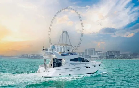 Private 2-Hour 50-Feet Yacht Tour around Dubai