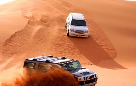 Premium Dubai Desert Safari: Dune Bashing & 5-Star Desert Camp