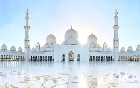Abu Dhabi City Tour, Emirates Palace, Grand Mosque, Louvre Museum