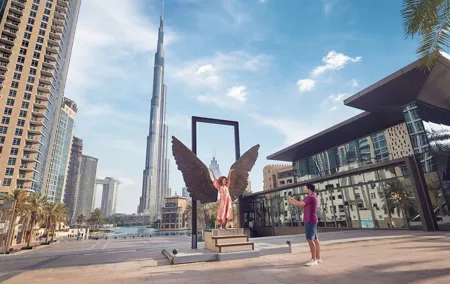 Burj Khalifa Instagram Tour With Travel Videographer