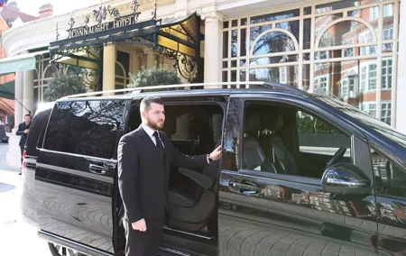 Private Arrival Transfer from Charles de Gaulle airport CDG to Paris city