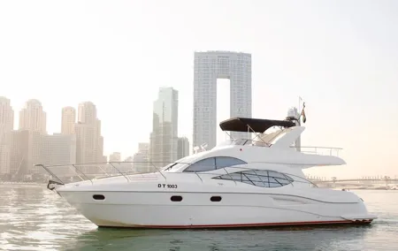 2-Hour Dubai Sea Escape, Swim, Tan & Sightseeing