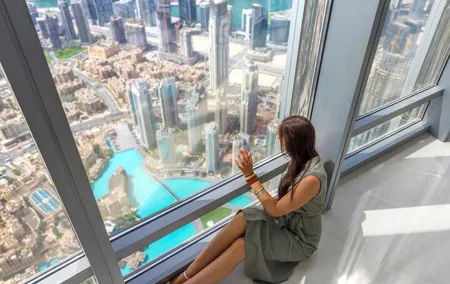 Burj Khalifa Ticket with The Cafe Treat with Private Transfers