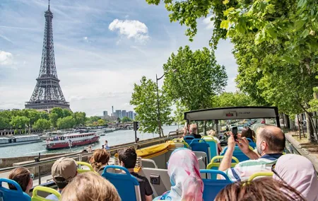 Paris Tootbus Hop-On Hop-Off Bus Tour (Optional Cruise)
