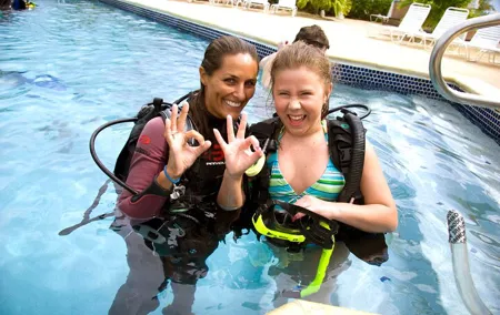 Discover Scuba Diving in Dubai