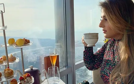 Afternoon High Tea at Atmosphere Burj Khalifa with Transfer