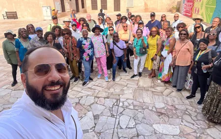 Walking tour Dubai Old Town / Old City, Creek, Abra, Souks