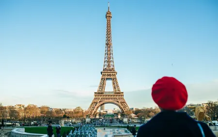 Eiffel Tower Night Tour to 2nd Floor with Top Floor Option