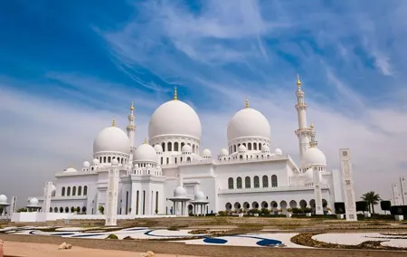 Abu Dhabi City Tour with Grand Mosque and Ferrari World from Dubai