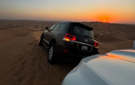 Dubai: VIP Sunset Red Dune Safari, Camel Ride & BBQ Dinner