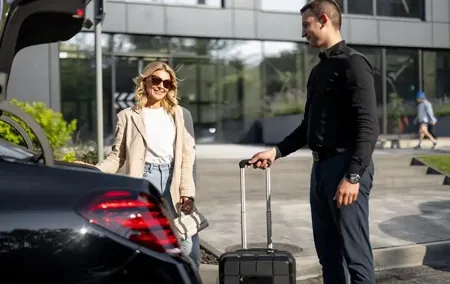 Dubai international Airport transfer to any where in Dubai city