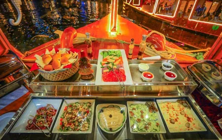 Dubai Marina Luxury Dinner Cruise with Buffet, Live Entertainment