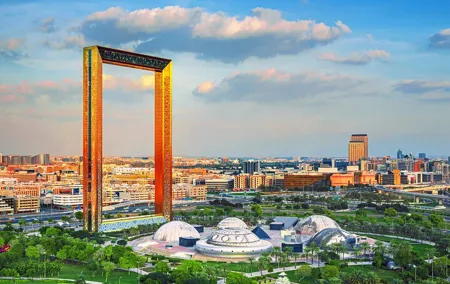 Admission to the Dubai Frame to see the Two Faces of Dubai