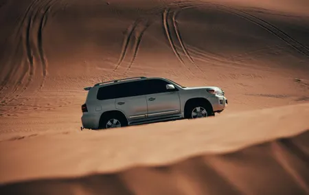 Dubai Premium Evening Desert Safari:An Exquisite Desert Adventure