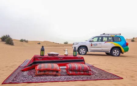 Dubai Private Premium Desert Safari with BBQ Dinner in 4WD