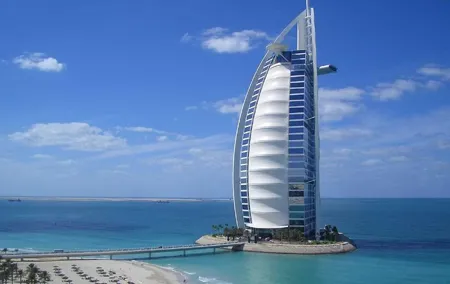 Dubai Personalised Sightseeing Tour in 4x4 Private Vehicle
