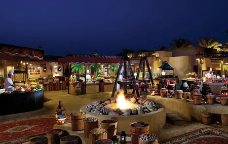 Desert Safari With Bab Al Shams Dinner