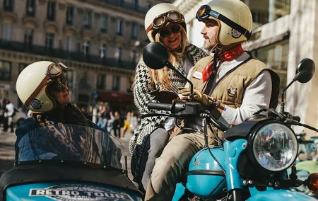 Paris Vintage Private City Tour on a Sidecar Motorcycle