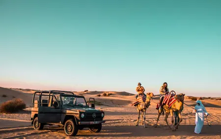 Dubai: Morning Safari by Vintage G Class & Al Marmoom Experience