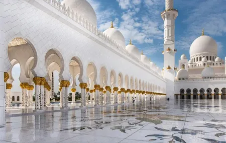 Sheikh Zayed Grand Mosque Tour From Dubai