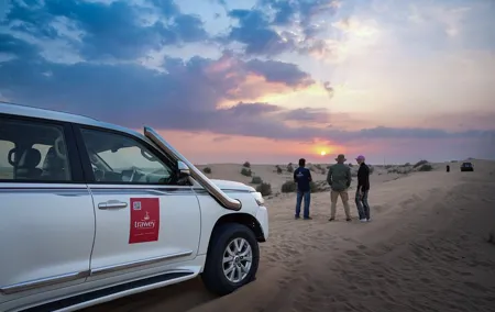 Private Red Dunes Desert Safari , BBQ Dinner and Camel ride