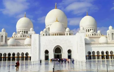 Abu Dhabi City Tour With Ferrari World Theme Park
