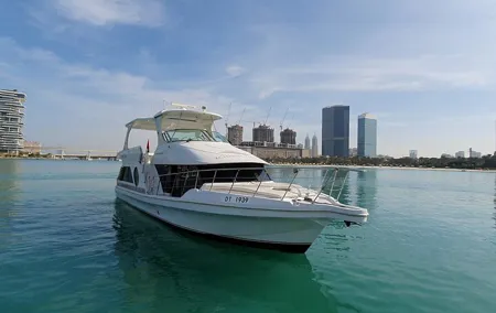 Private Dubai 2 Hours Luxury Yacht Charter with BBQ Option