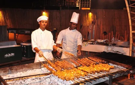Dinner In Dubai Desert