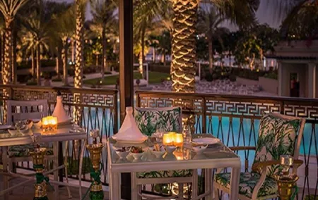 Buffet Dining in Palazzo Versace Dubai