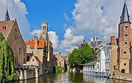Bruges Small-group Full-day trip by Minivan from Paris