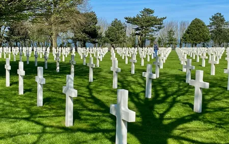 Normandy D-Day Landing Beaches Small-group trip from Paris