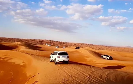 Dubai: Unique MORNING 4WD Red Dunes Safari