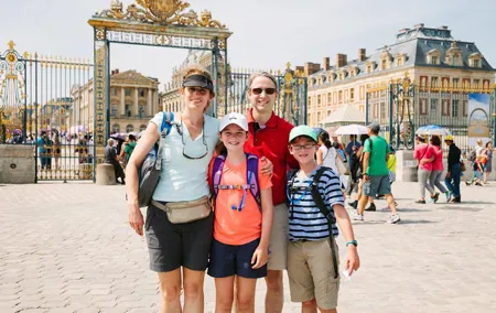 From Paris: Versailles Bike Tour w/ Palace, Gardens, & Picnic