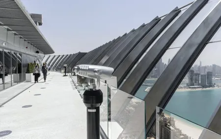 The View at The Palm Jumeirah Dubai Tour