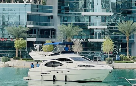 Private Luxury Yacht Tour In Dubai