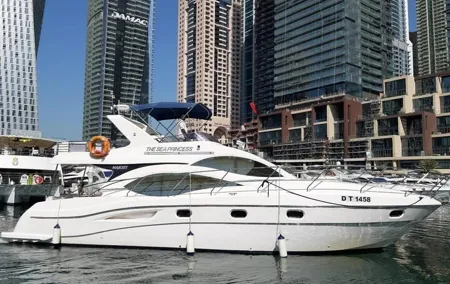 3-Hour Luxury Yacht Cruise from Dubai Marina