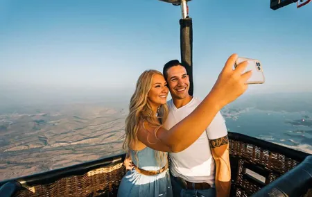 Deluxe Hot Air Balloon Experience with Falconry Breakfast