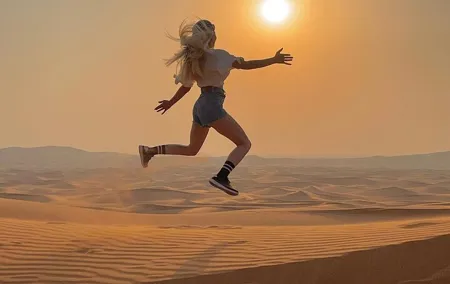 Red Sand Dune Bashing , BBQ Dinner Buffet & Live Shows