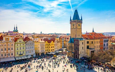 Best of Prague: Private City Walking Tour, Boat Cruise, and Typical Czech Lunch