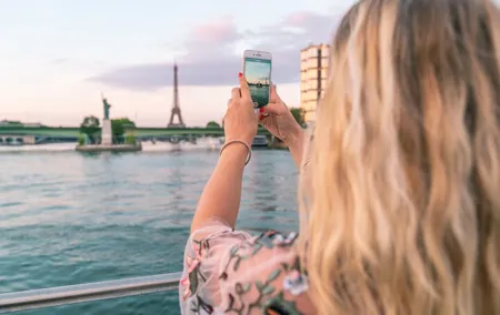 Paris Seine River Sightseeing Cruise by Bateaux Mouches