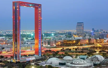 Dubai: Private Tour with Dubai Frame, Monorail & Abra Ride