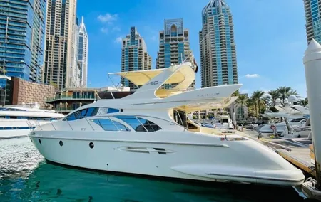 Private Luxury Yacht Tour From Dubai Marina