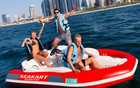 60 min Amazing Dubai Self-Drive Boat Tour