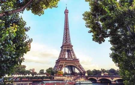 Eiffel Tower Tour by Lift and Seine Cruise