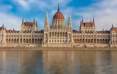 Private Transfer from Prague to Budapest, English-speaking driver